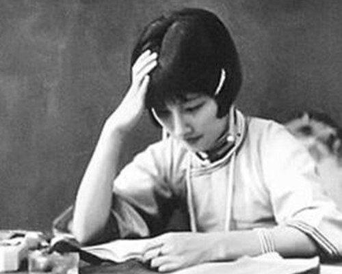 1965年04月03日：陆小曼逝世