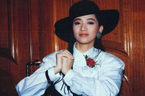 2003年12月30日：梅艳芳逝世