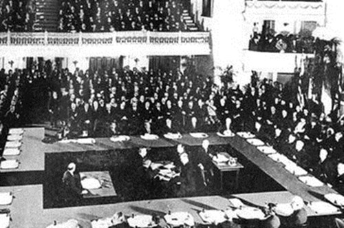 1922年02月06日：《九国公约》签订
