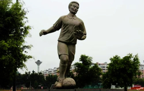 1979年7月4日：亚洲球王李惠堂逝世