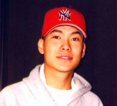 2002年8月9日：宋岳庭因病逝世