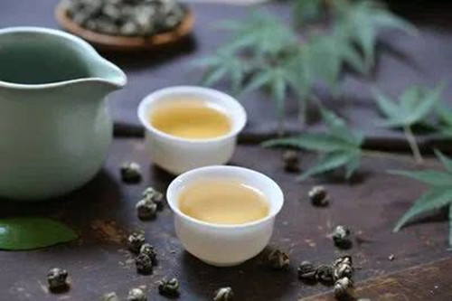 《红楼梦》里的枫露茶是什么茶