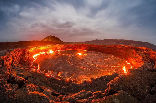 埃塞俄比亚哪座火山拥有熔岩湖