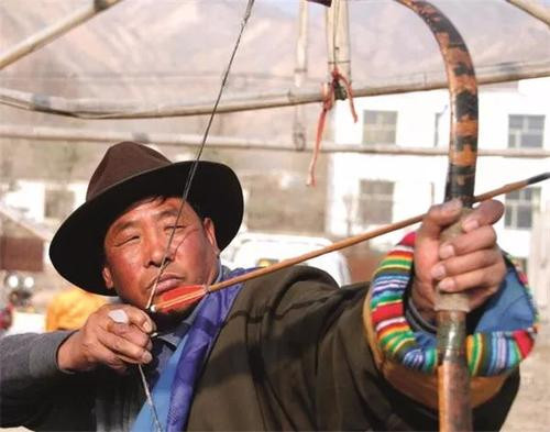 卓仓藏族的射箭活动是什么样的
