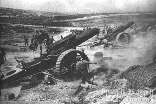 第一次世界大战中英法发动索姆河战役