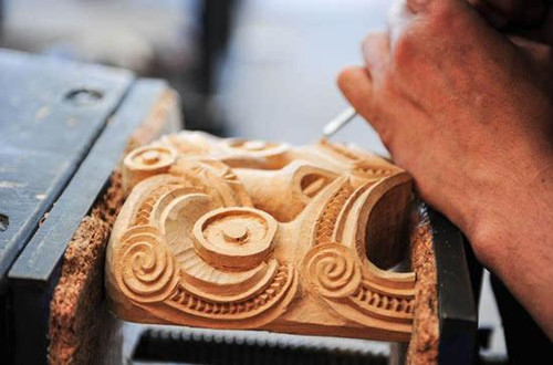 毛利人木雕的艺术特色