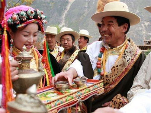 藏族的春节是怎么样的