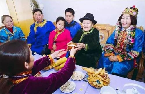 蒙古族祝寿有什么习俗