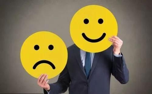 微笑抑郁症的表现是什么