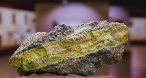 为什么铀矿石是决定命运的石头